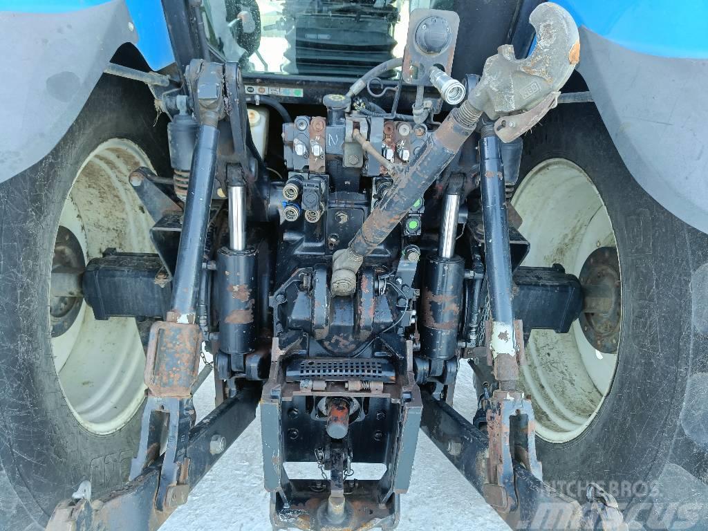 New Holland TM 190 Traktori