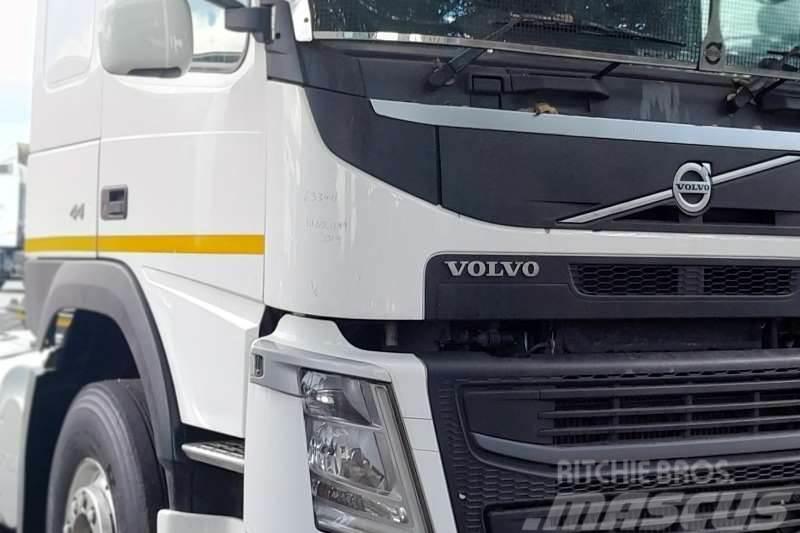 Volvo FMX(4) 440 6Ã—4  SLEEP Ostali kamioni