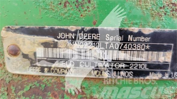 John Deere 2210 Kultivatori