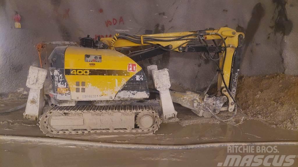 Brokk Excavator B 400 Bageri guseničari