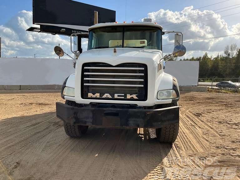 Mack GU 800 Ostali kamioni