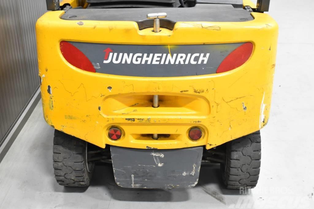 Jungheinrich EFG 320 N Električni viljuškari