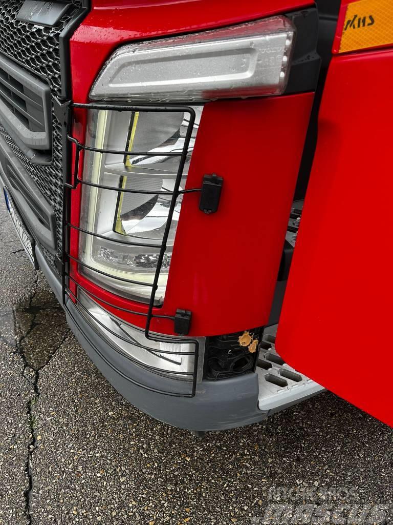 Volvo w zabudowie MHS FH Kamioni za drva Šticari