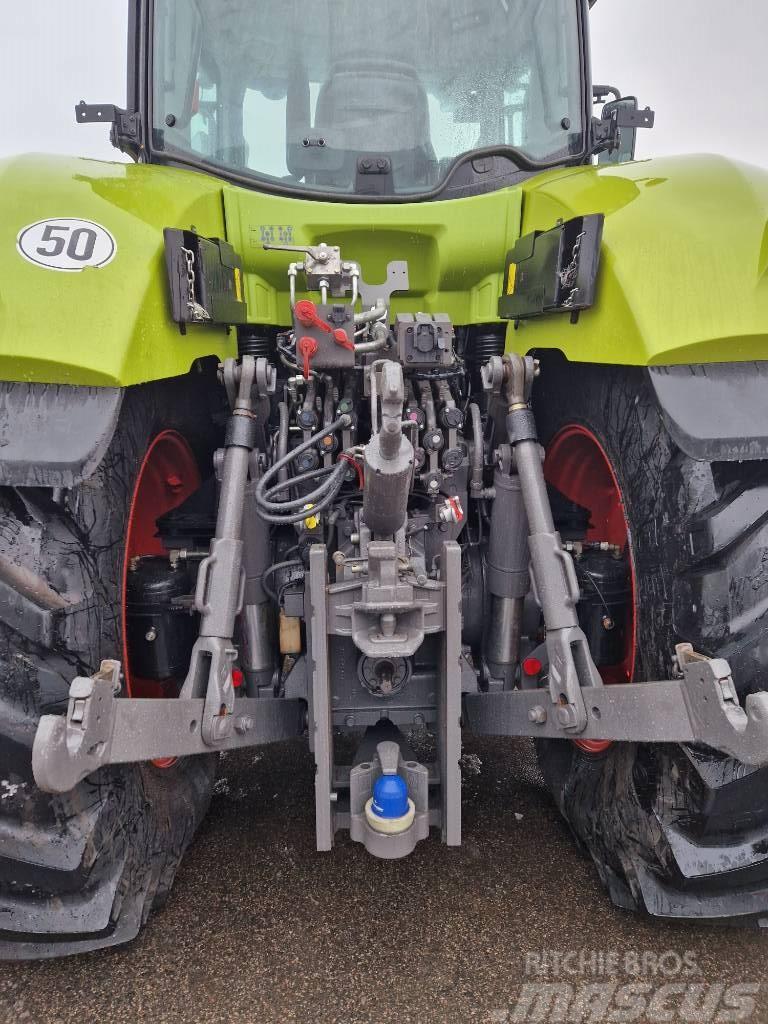 CLAAS Axion 930 Cmatic Traktori