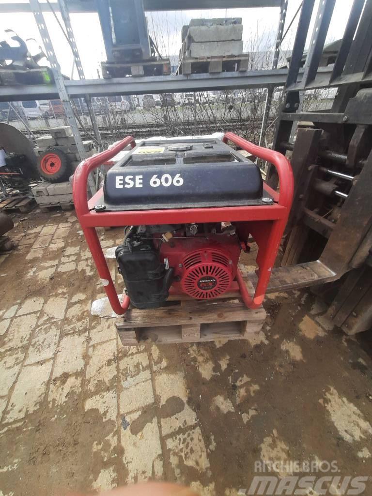 Endress ESE 606 Ostali generatori
