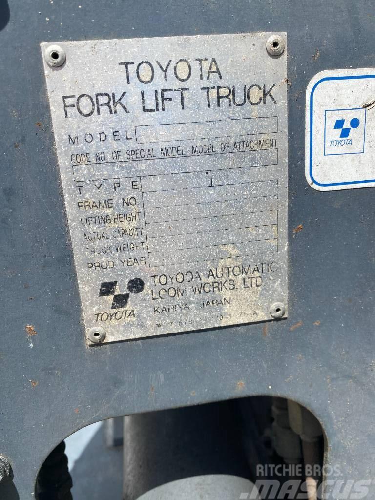 Toyota 42-6FG15 Plinski viljuškari