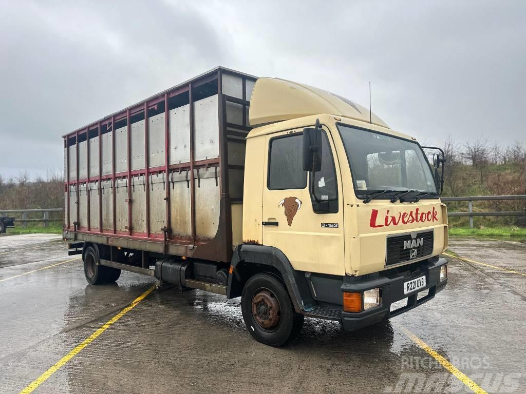 MAN 8.163 LC W/19FT CATTLE BOX Kamioni za prevoz životinja