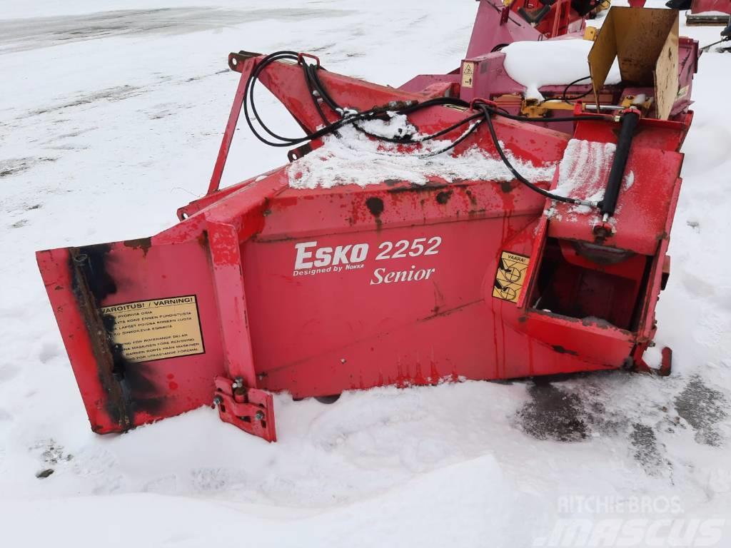 Esko 2252 Senior Snežne freze