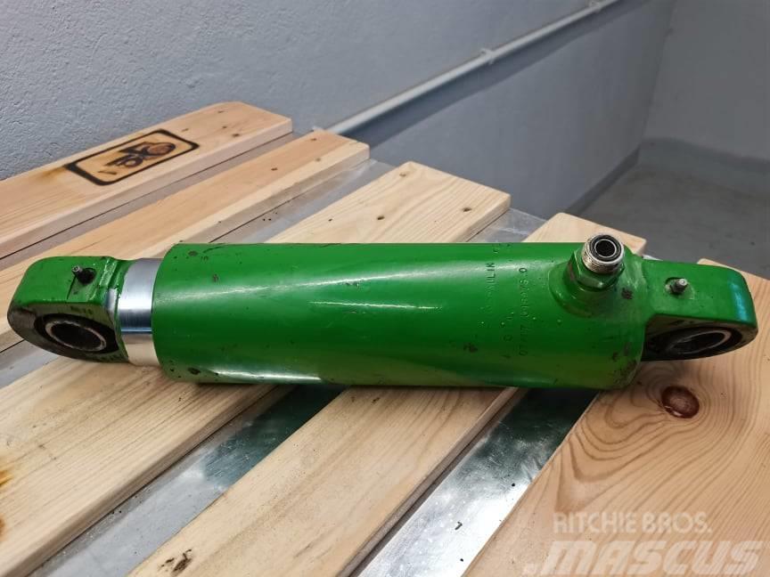John Deere 6320 {75 mm} lift cylinder Boom i dipper strele