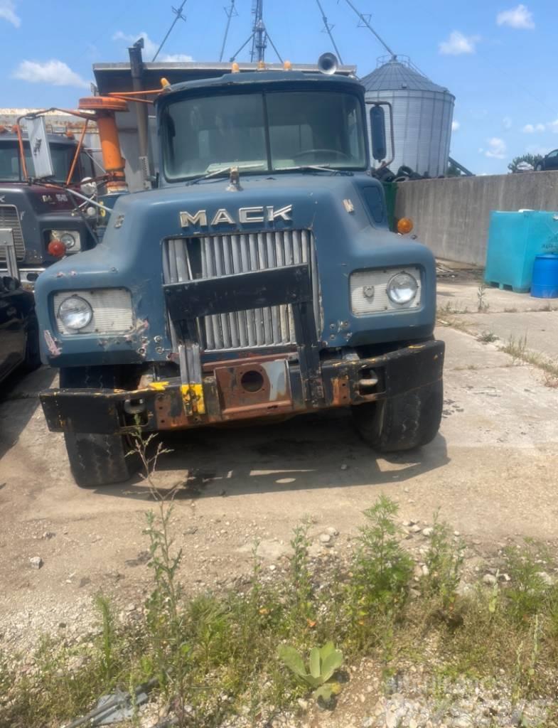 Mack Truck Kiperi kamioni