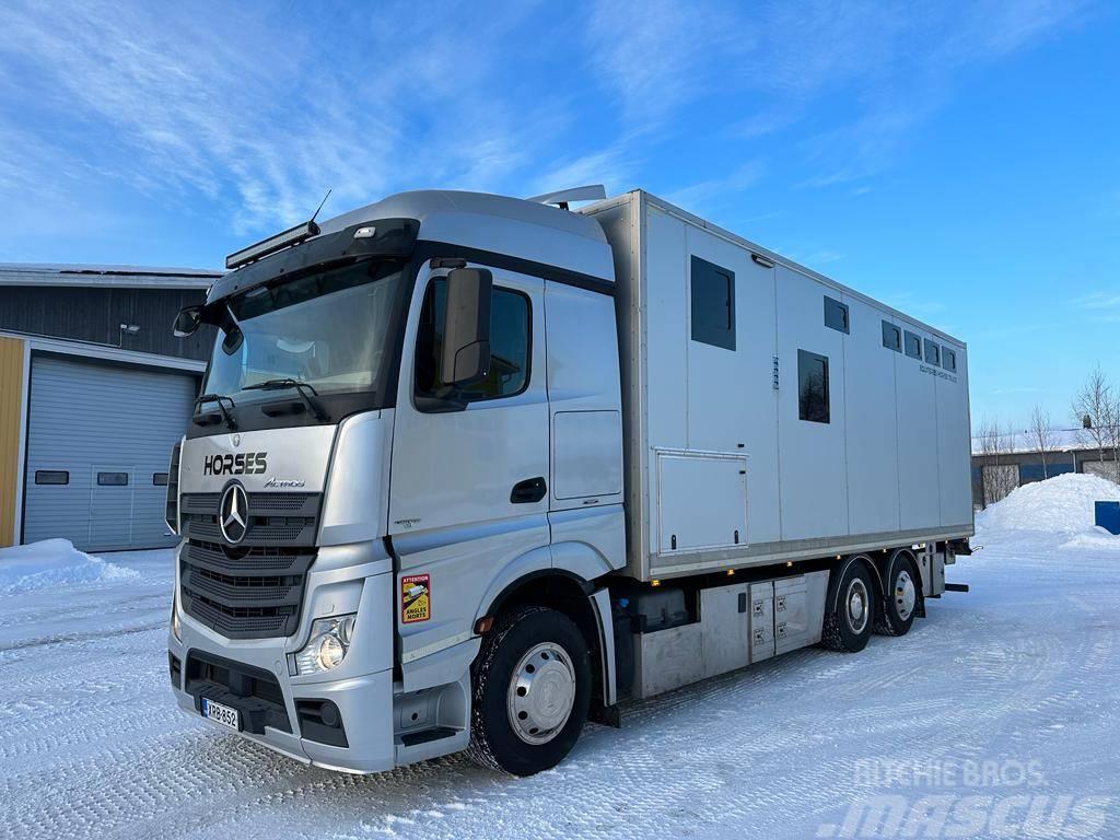 Mercedes-Benz Actros Kamioni za prevoz životinja