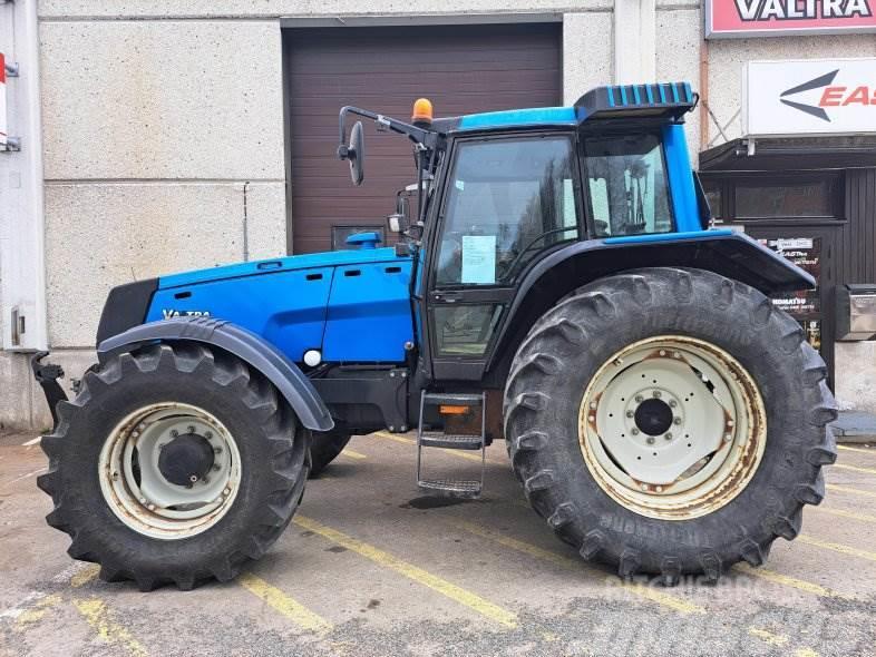 Valtra 8550 Traktori