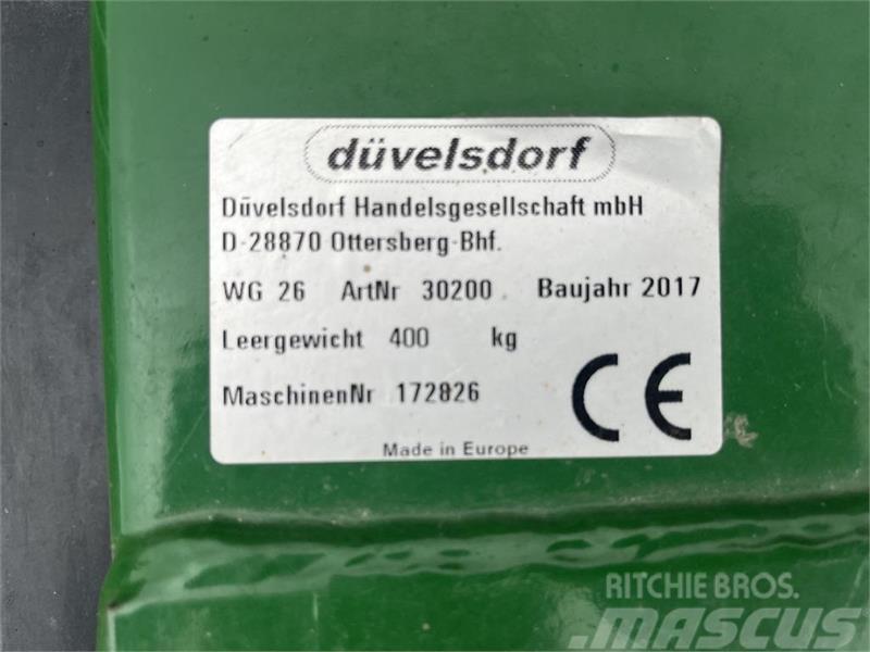 Düvelsdorf 2 M GRÆSMARKS-AFPUDSER Kosilice