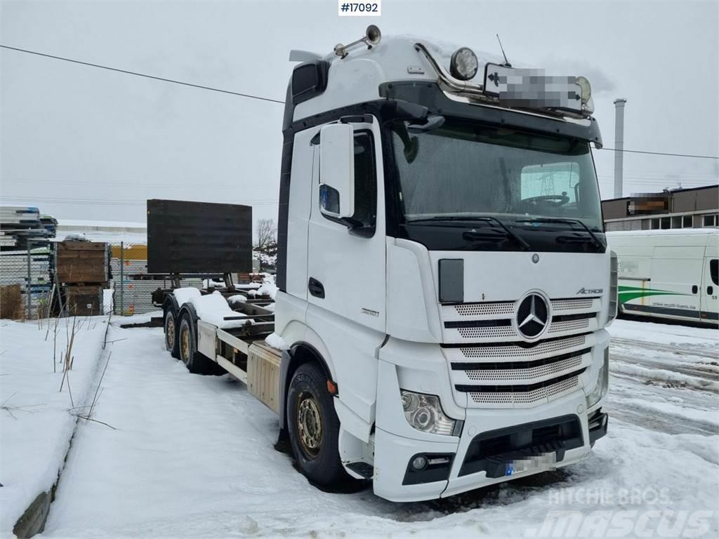 Mercedes-Benz Actros 2551 container car for sale w/trailer Kontejnerski kamioni