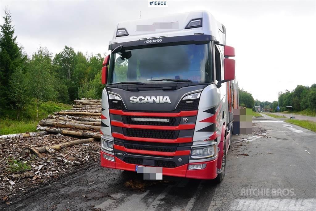 Scania R650 6x4 timber truck with crane Kamioni za drva Šticari