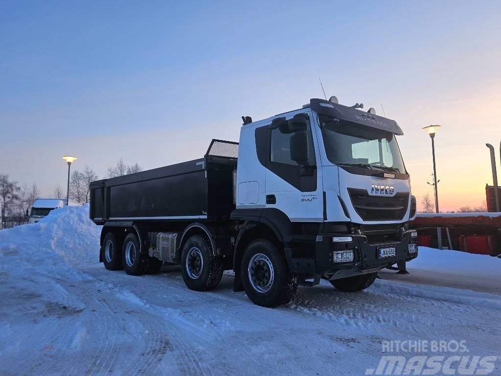 Iveco Trakker 410T50 Kiperi kamioni