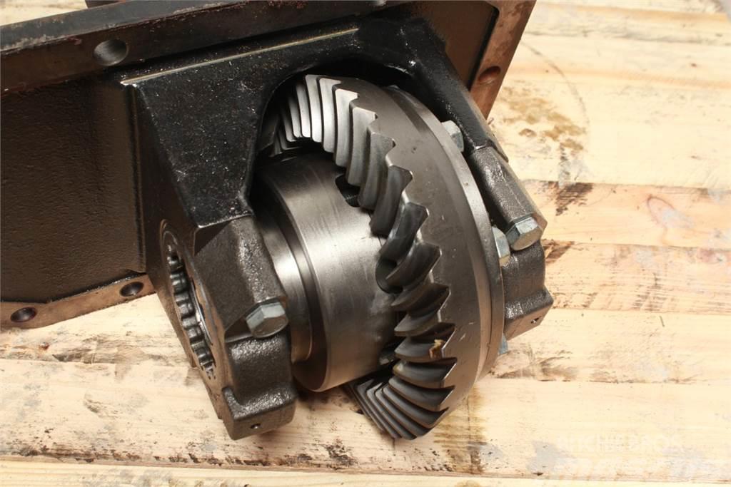 New Holland T6.175 Front axle differential Menjač