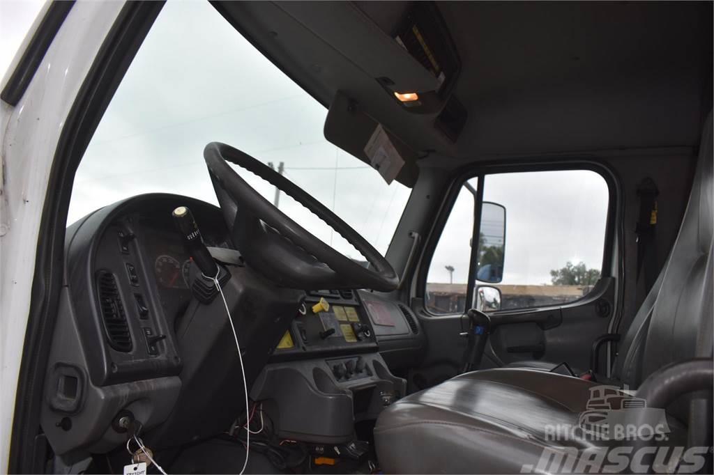 Freightliner BUSINESS CLASS M2 112 Komunalna vozila za opštu namenu