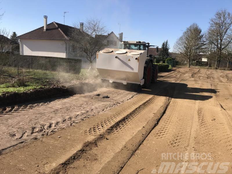  amag Bindemittelstreuer 5 m³ Heckanbau Traktor Mašine za reciklažu asfalta