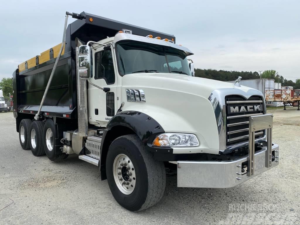 Mack GU813 Kiperi kamioni
