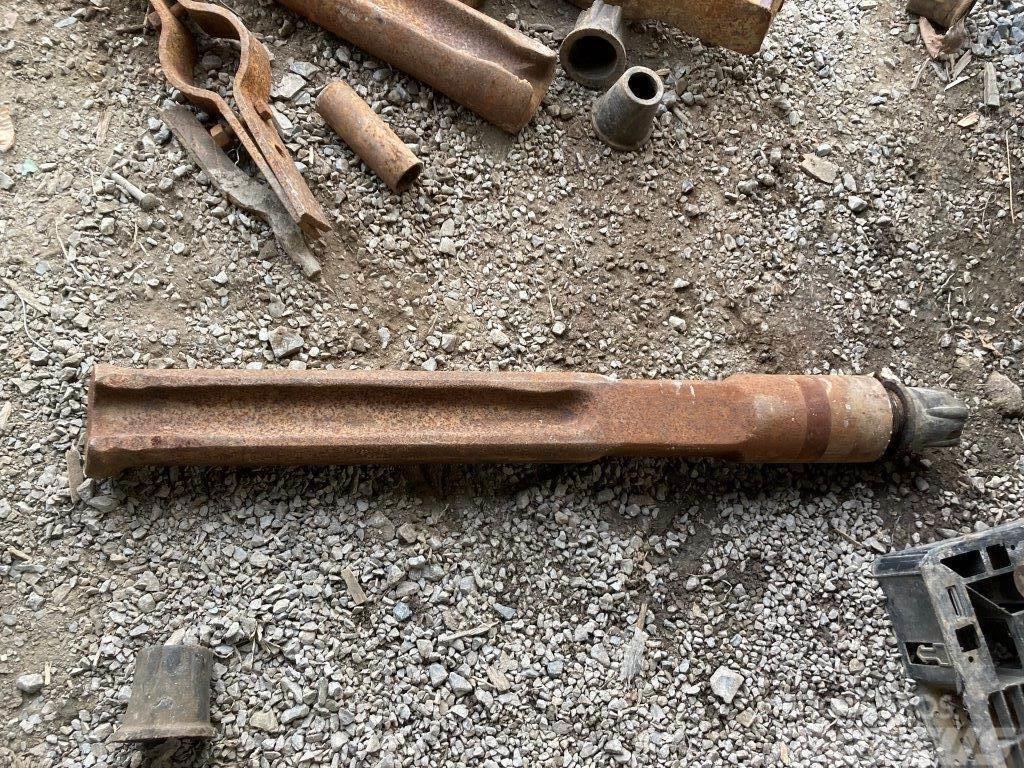  Aftermarket 5.75” x 43” Cable Tool Drilling Chisel Oprema dodaci i rezervni delovi za zabijanje stubova