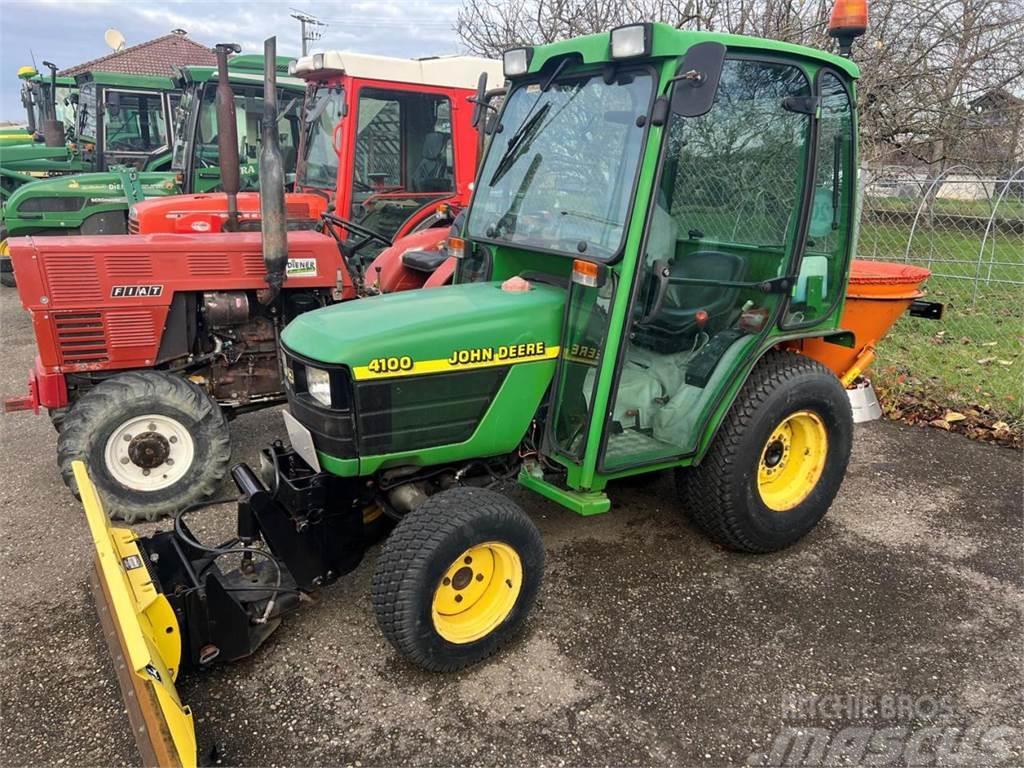 John Deere 4100 Allrad Manji traktori