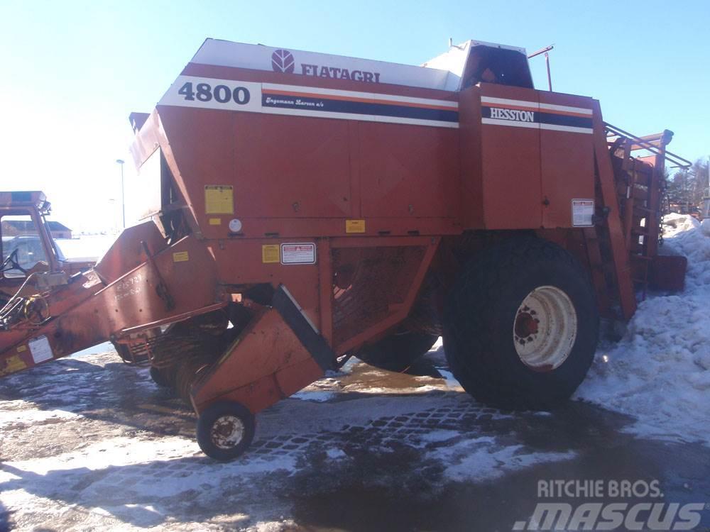 Hesston 4800 Traktori