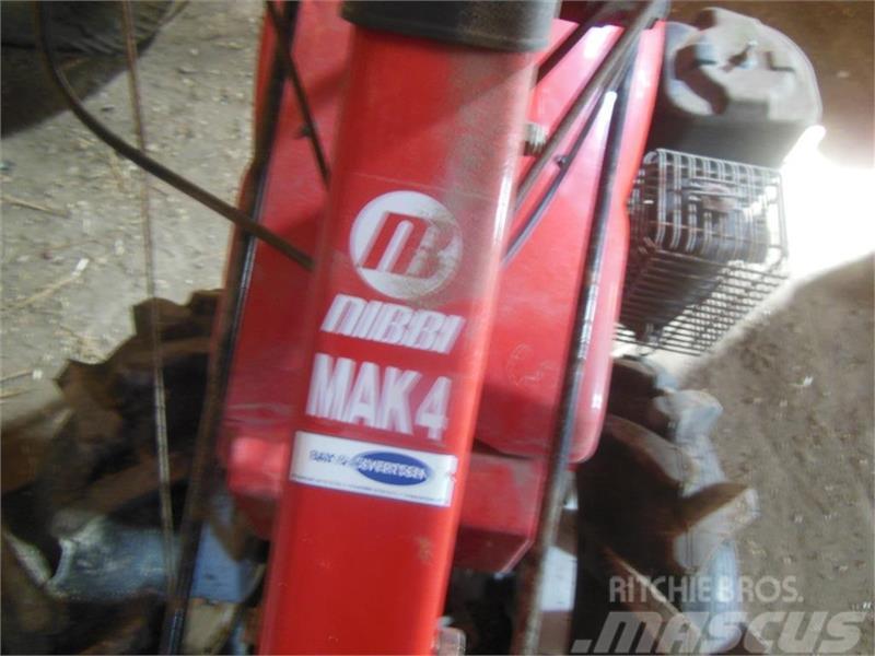 Nibbi Mak 4 med kost Manji traktori