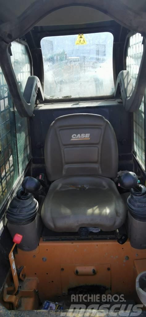 CASE 440CT Skid steer mini utovarivači