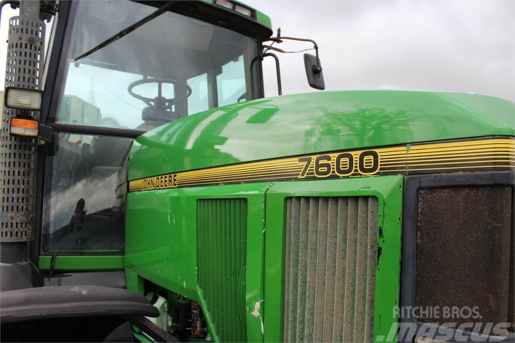 John Deere 7600 Traktori