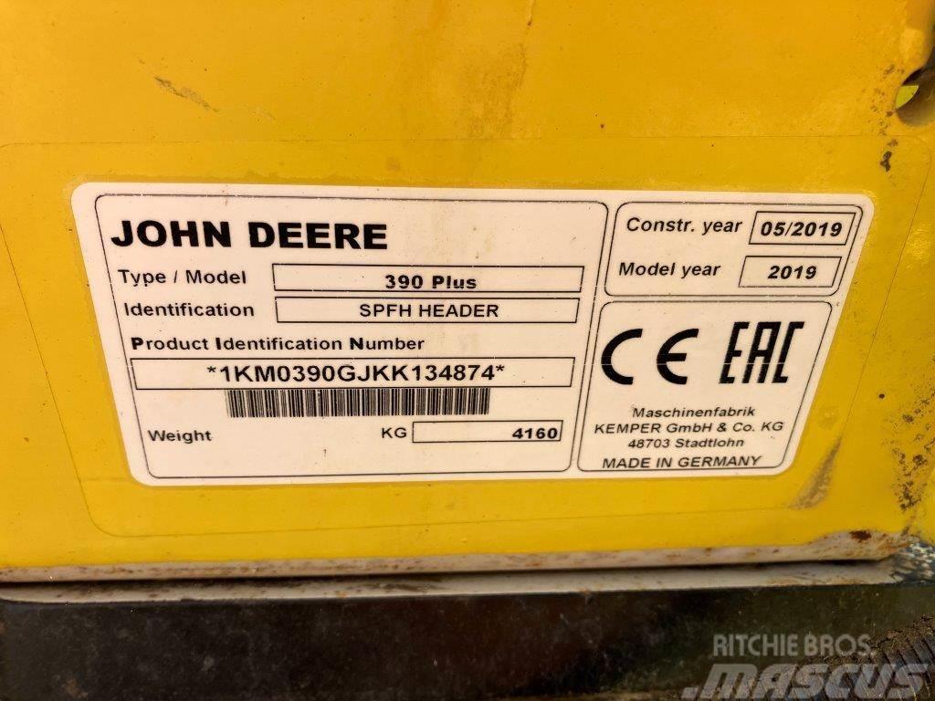 John Deere 390 Plus Mašine za stočnu hranu sa sopstvenim pogonom