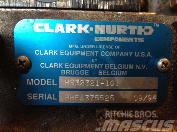 Timberjack 1210 Clark Powershift Menjači