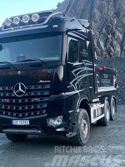 Mercedes-Benz Arocs 2663 6x4 Med 2022mod 3 akslet henger Kiperi kamioni