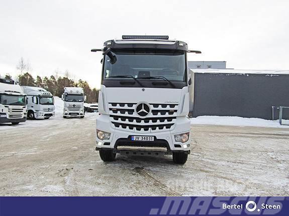 Mercedes-Benz Arocs 3258K Kiperi kamioni