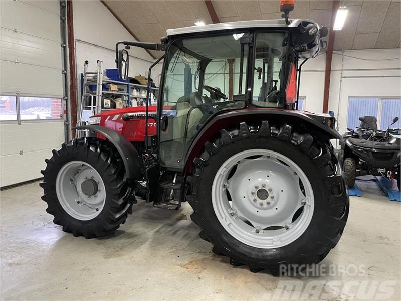 Massey Ferguson 4708  4 WD Traktori