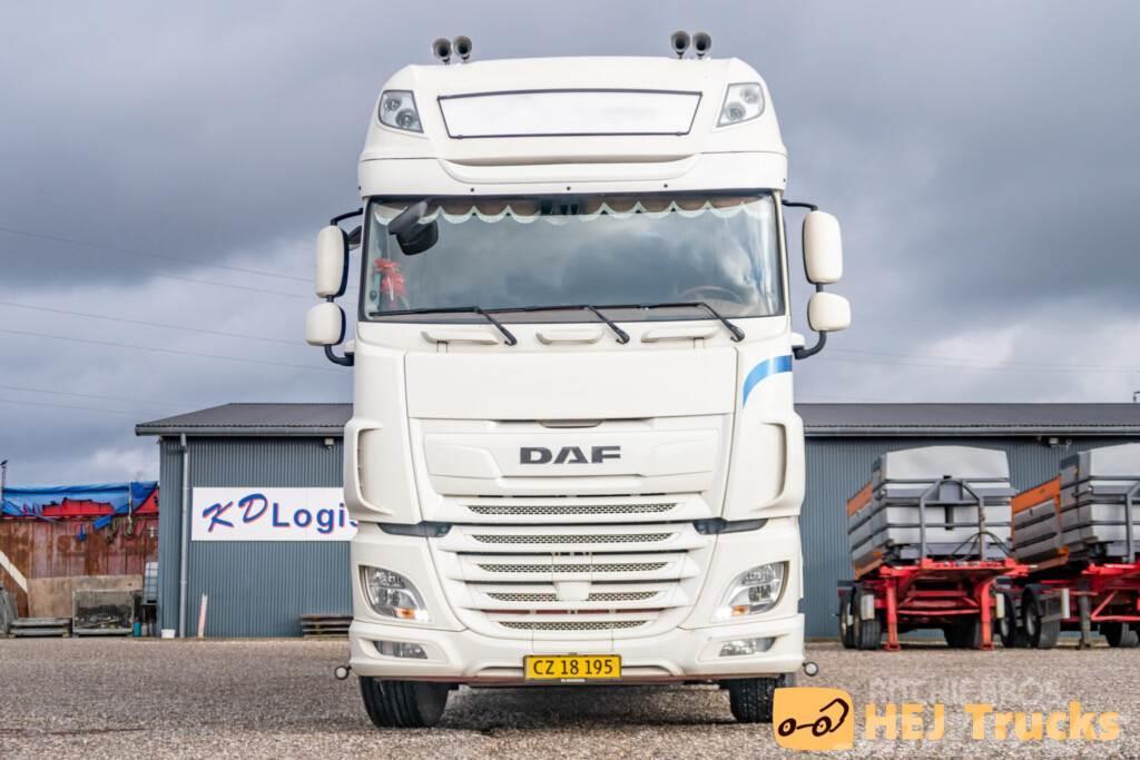 DAF XF 530 FAK SSC 8x2/4 m. Kroghejs + Kel-Berg overfø Rol kiper kamioni sa kukom za podizanje tereta