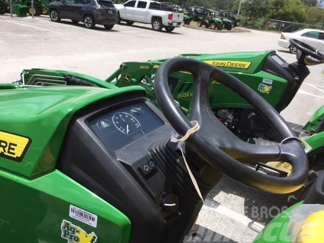 John Deere 2025R Manji traktori