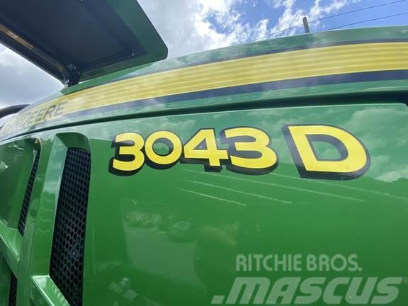 John Deere 3043D Manji traktori