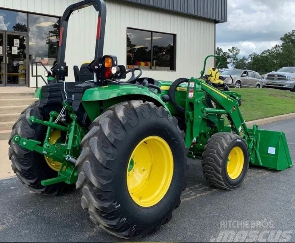 John Deere 4052M Manji traktori