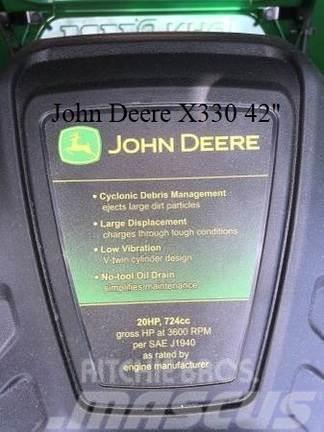 John Deere X330 Manji traktori