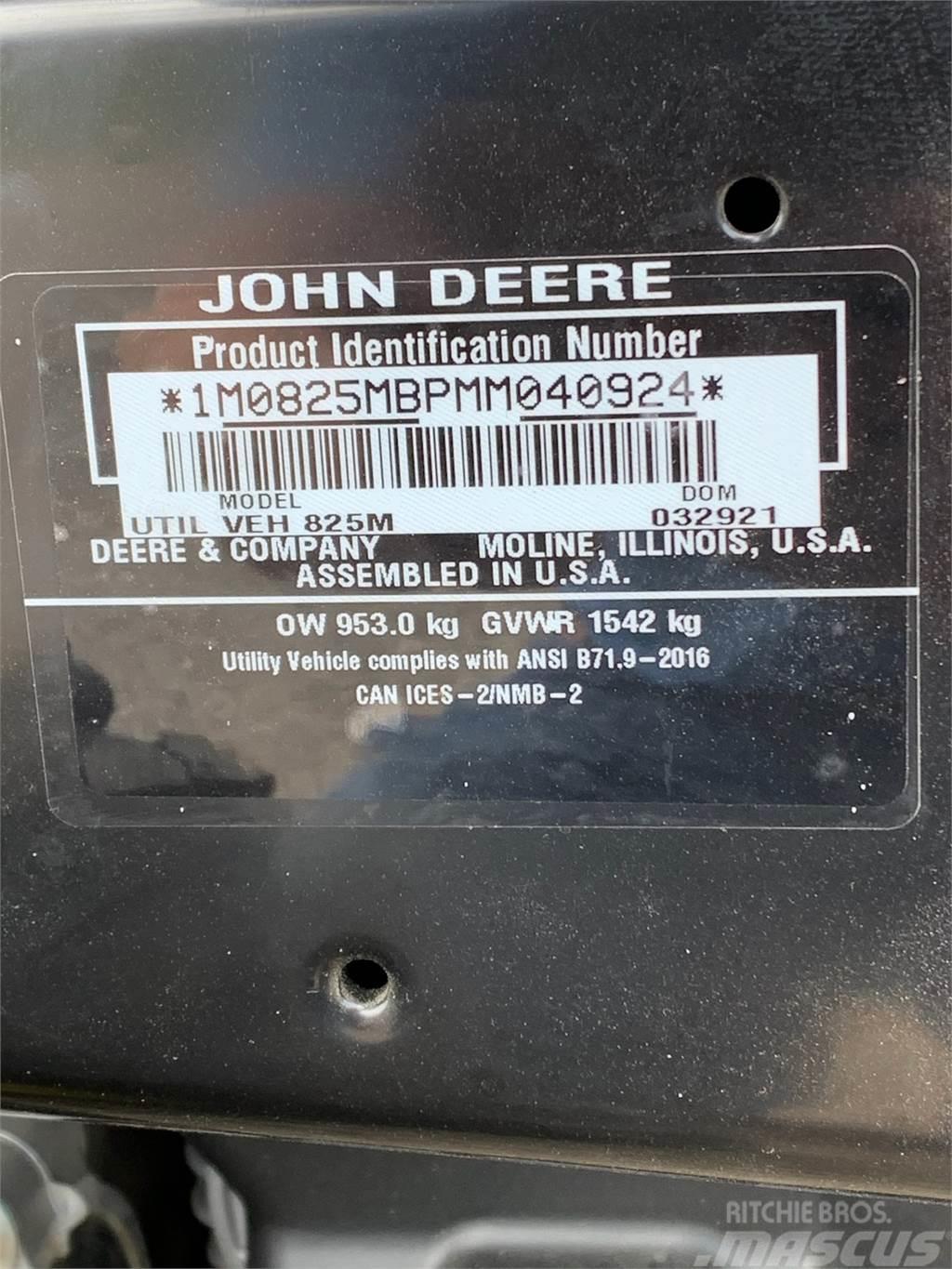 John Deere XUV 825M S4 Pomoćne mašine