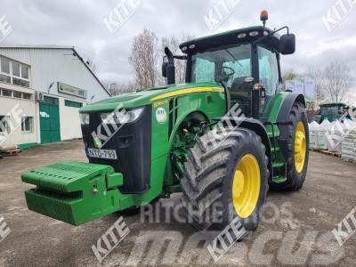 John Deere 8360R Traktori