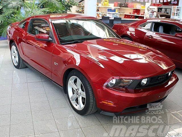 Ford Mustang GT V8 Automobili