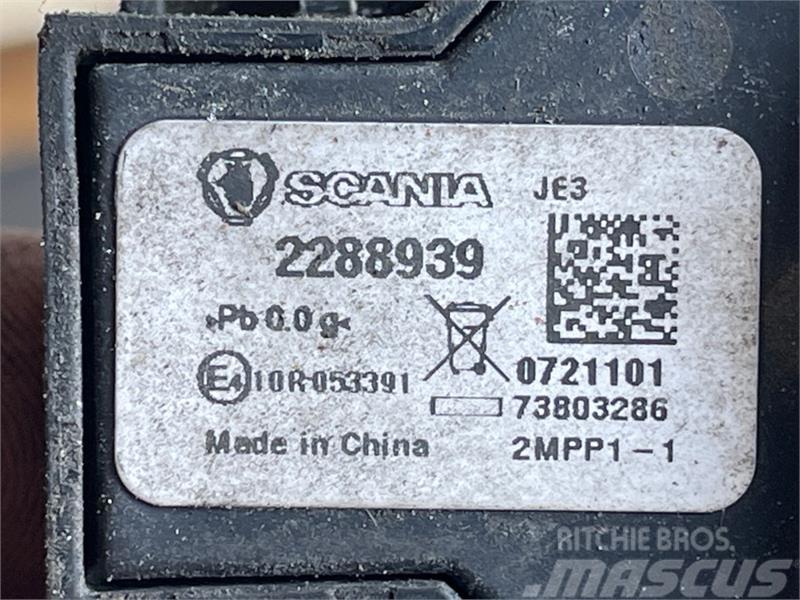 Scania  PRESSURE VALVE 2288939 Radijatori