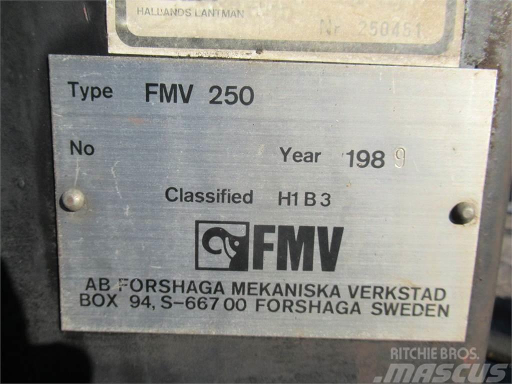 Moheda 7 + FMV 250 Šumske prikolice