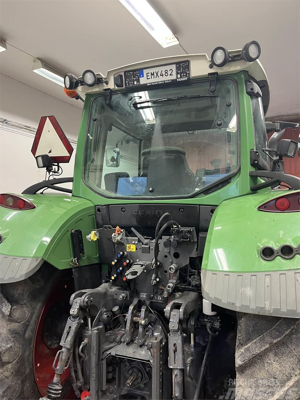 Fendt 724 VARIO SCR + L Traktori