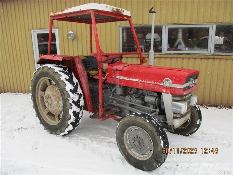 Massey Ferguson 135 god mekanisk stand Traktori