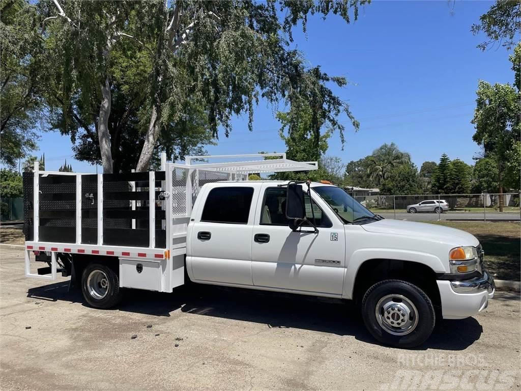 GMC Sierra 3500 Kamioni za prevoz životinja