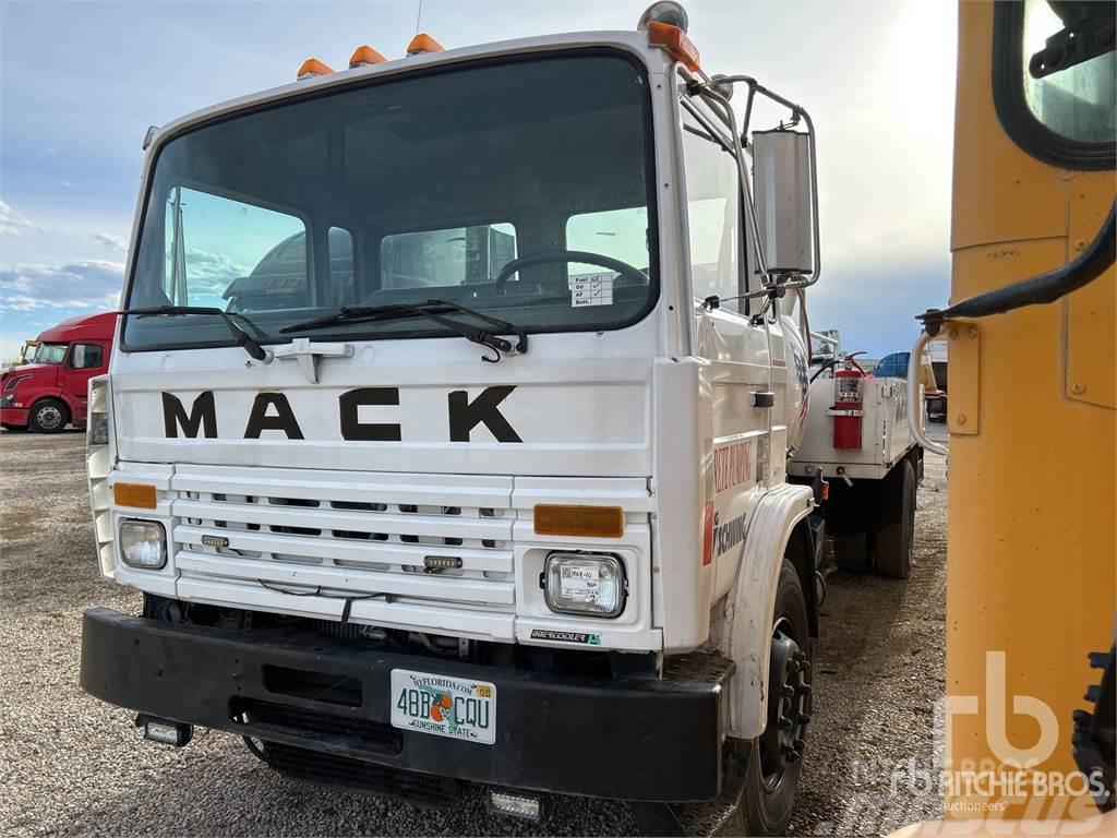 Mack MS200 Kamioni mešalice za beton