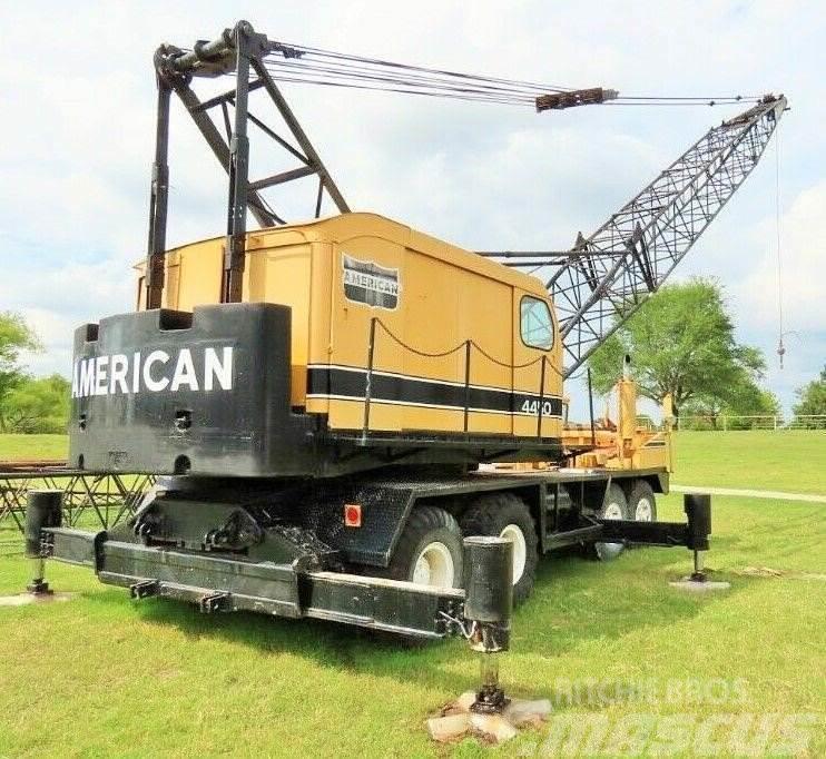 American 4450 Kamioni sa kranom
